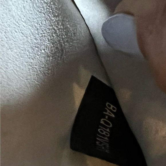 VALENTINO GARAVANI ROCKSTUD
CROSSBODY - Picture 7 of 10